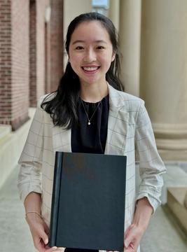 2024hoopeswinner-laurenchen-resized.jpg